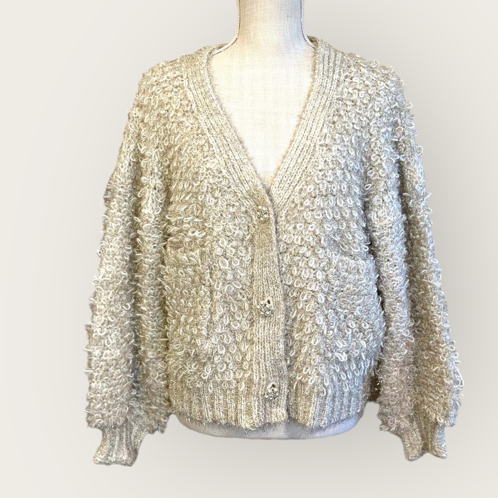 Loveriche NWOT sz estimated Large bling looped cream cardigan w pearl buttons